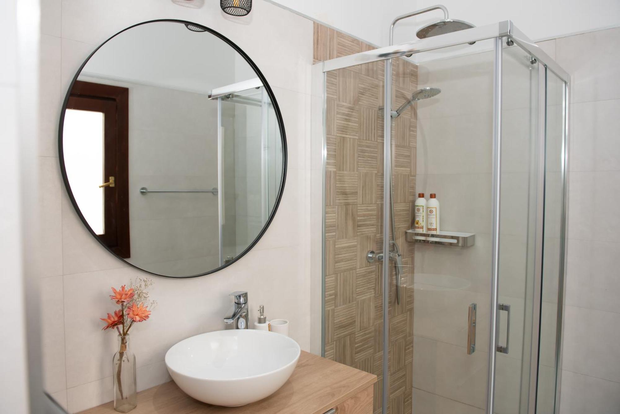 Charming & Quiet Apartment In Plaza Del Salvador Sevilha Exterior foto
